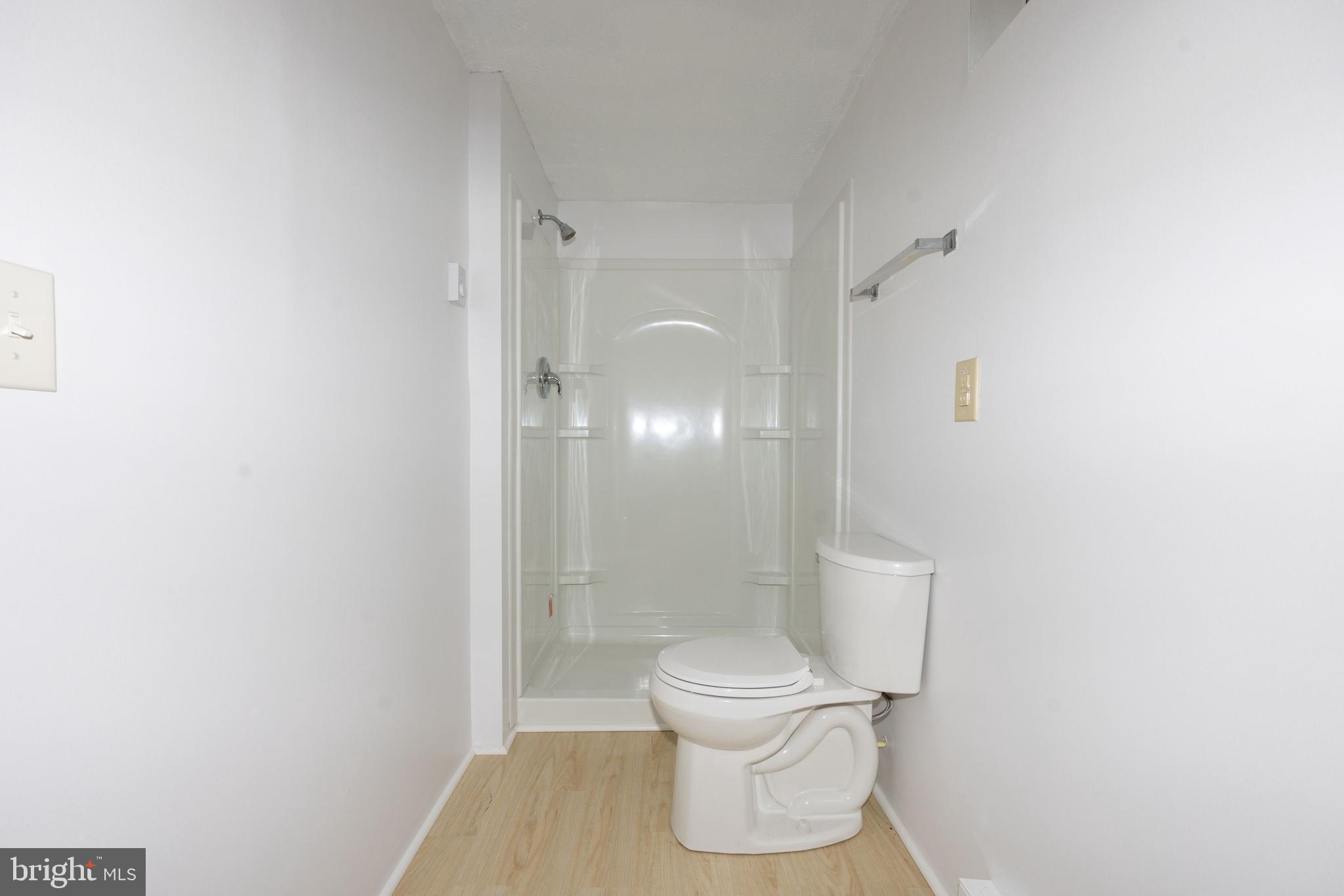 GLENWOOD FOREST - Residential