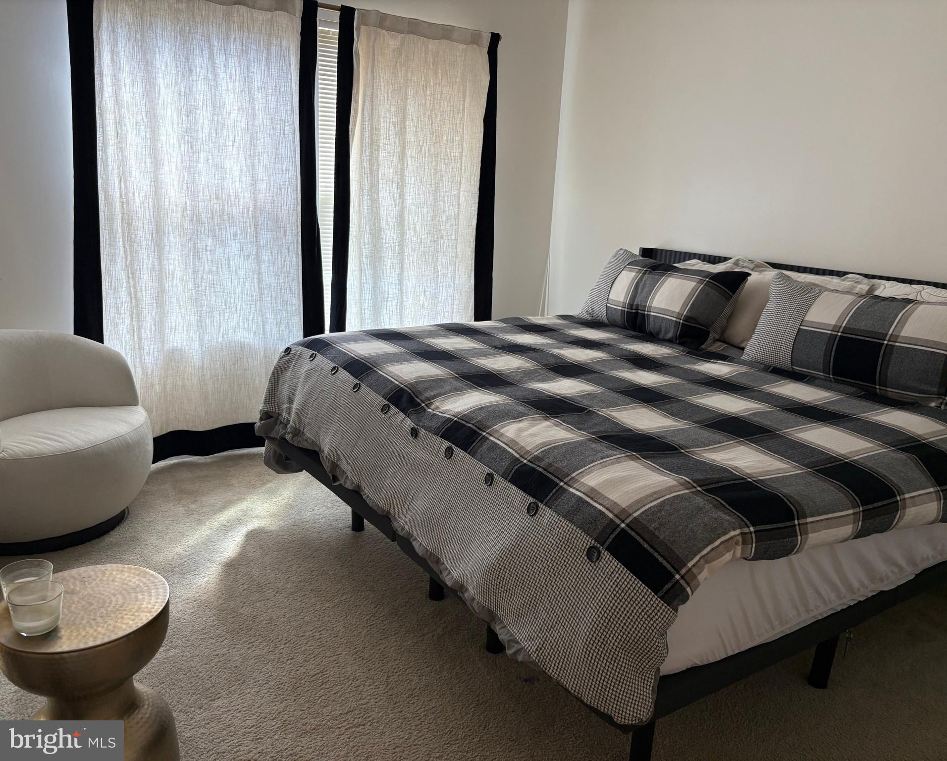 POTOMAC CLUB - Residential Lease