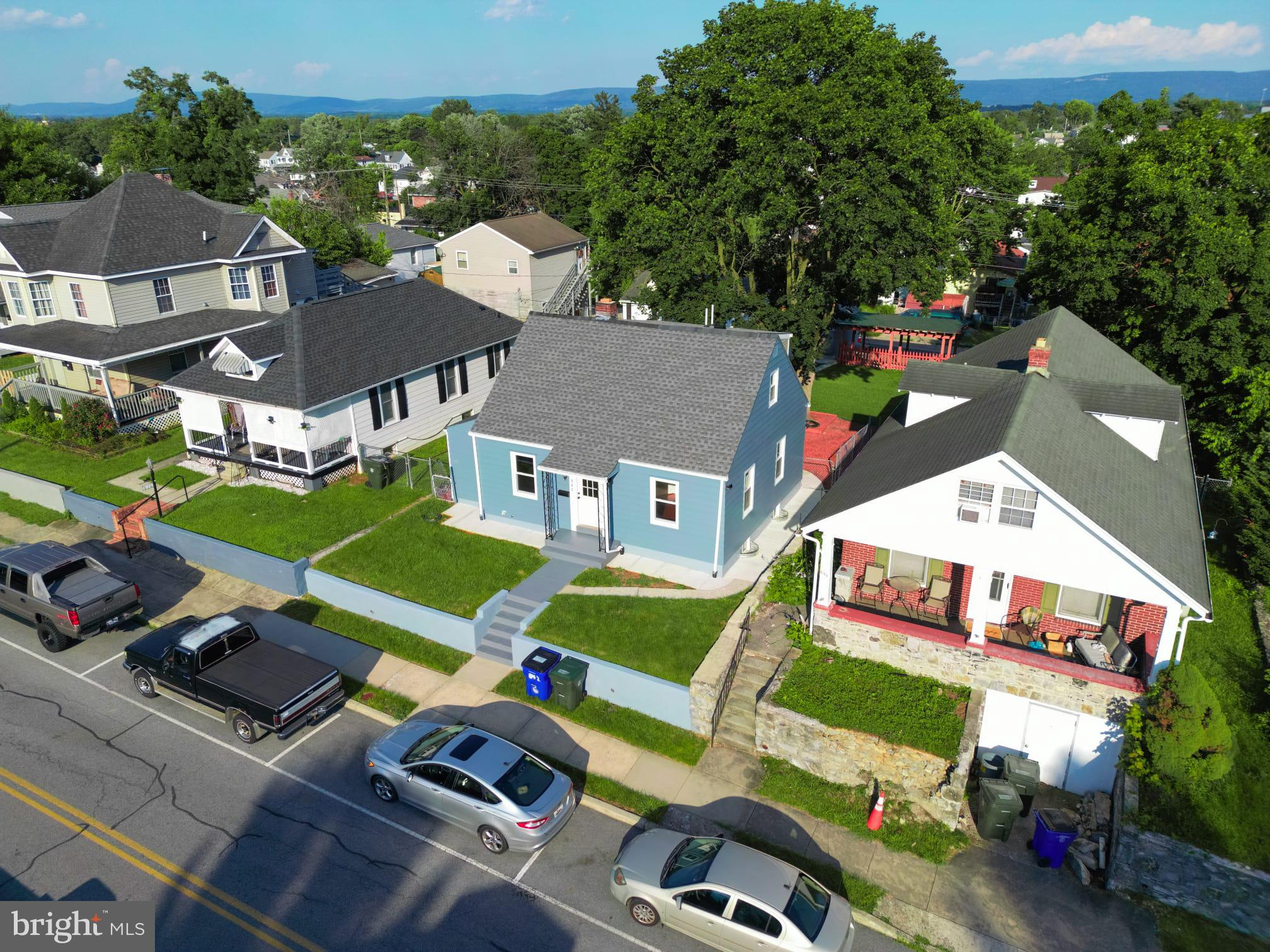 HAGERSTOWN - Residential