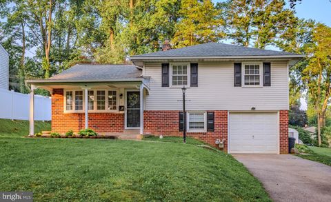 36 WOODHILL ROAD WILLOW GROVE PA 19090