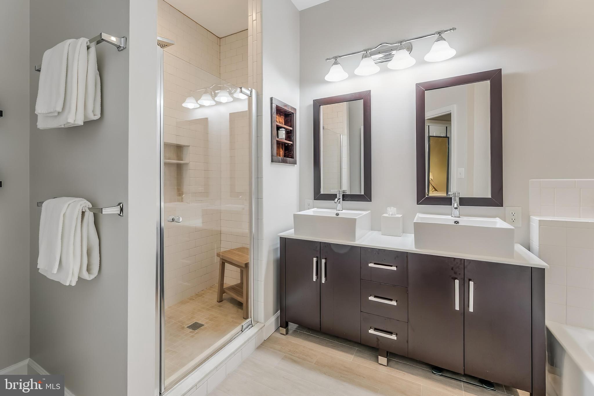 SULLY STATION II - Residential