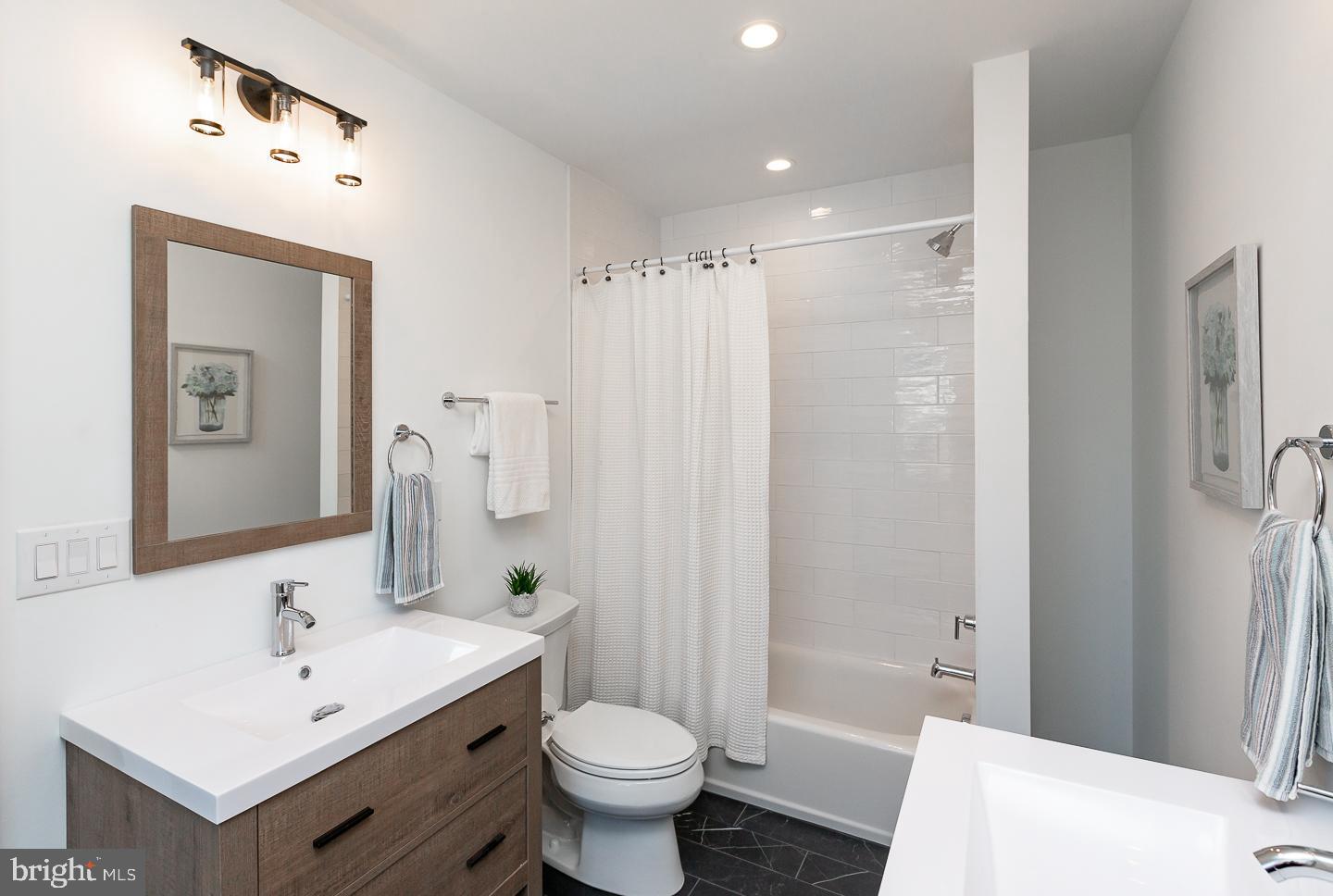 HAVERTOWN - Residential