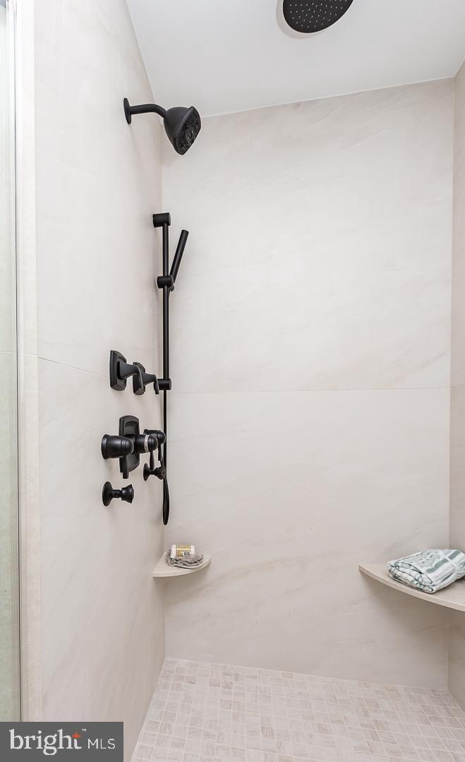 HAVERTOWN - Residential