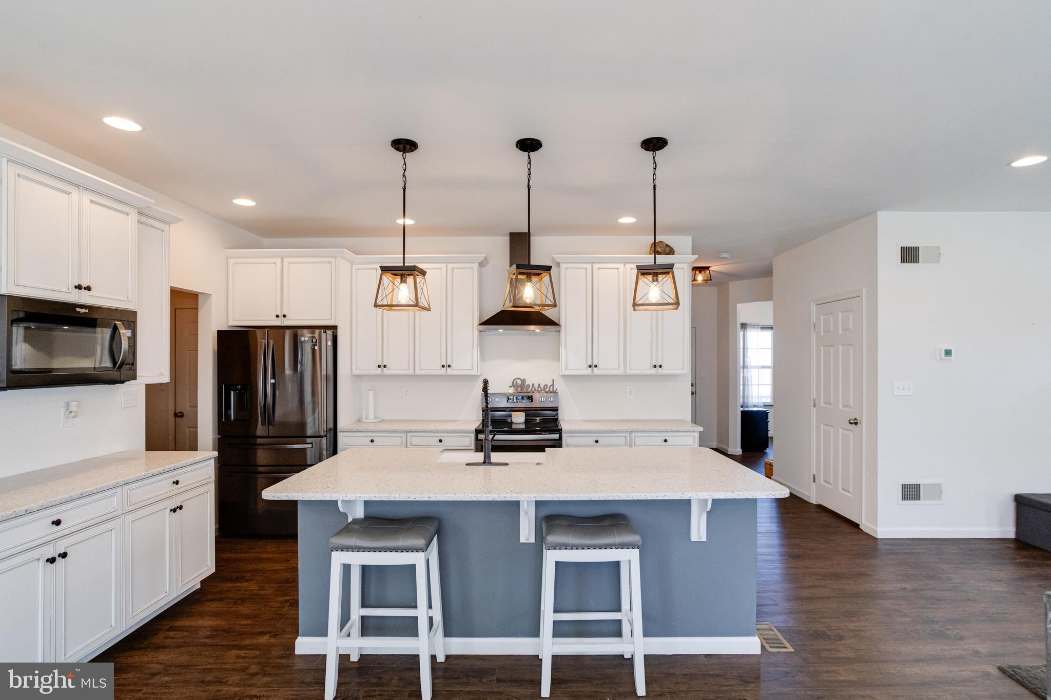 KENSINGTON - Residential