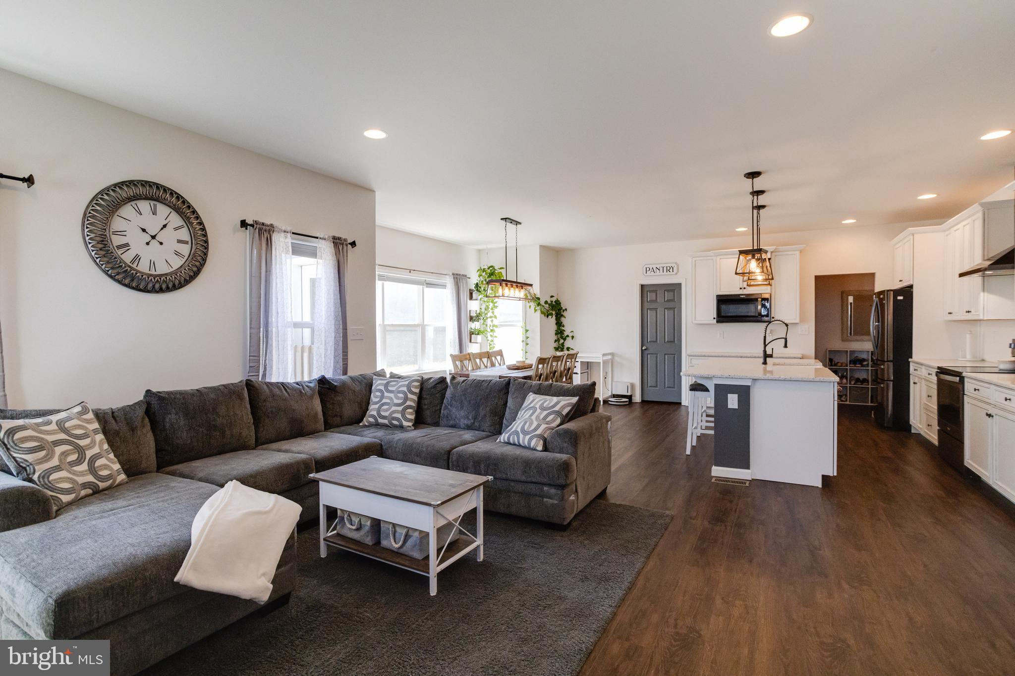 KENSINGTON - Residential