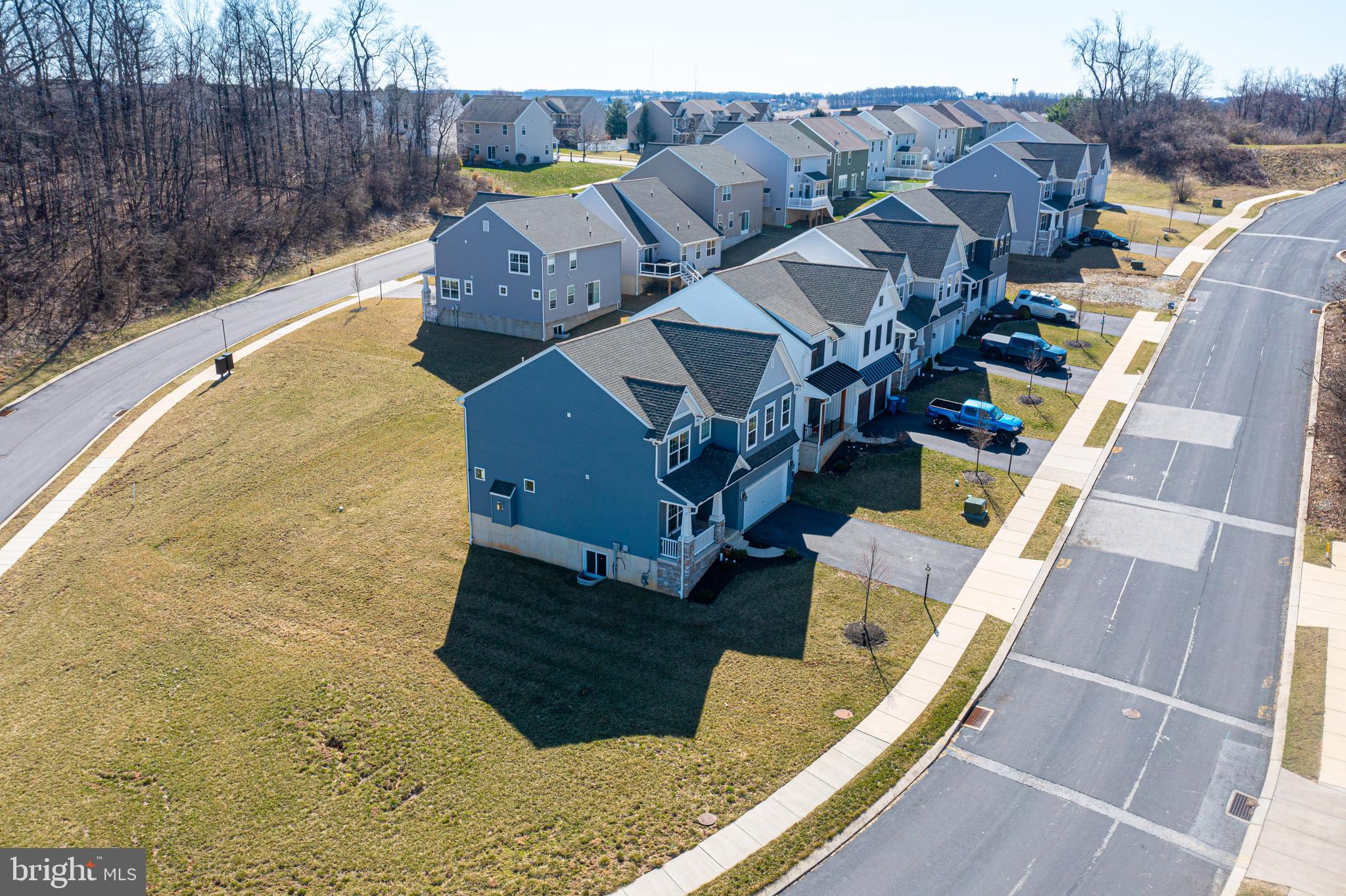 KENSINGTON - Residential