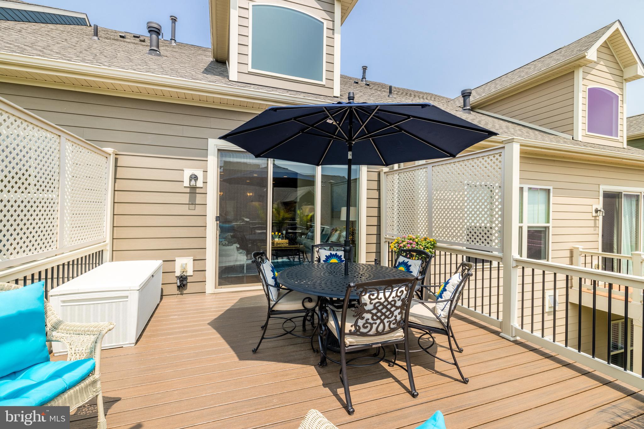 THE VISTAS AT LANSDOWNE - Residential