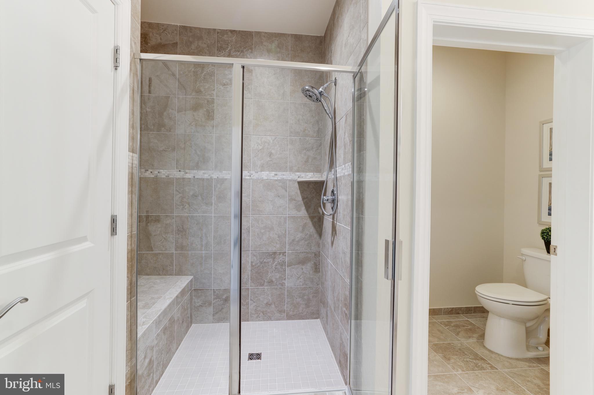 THE VISTAS AT LANSDOWNE - Residential