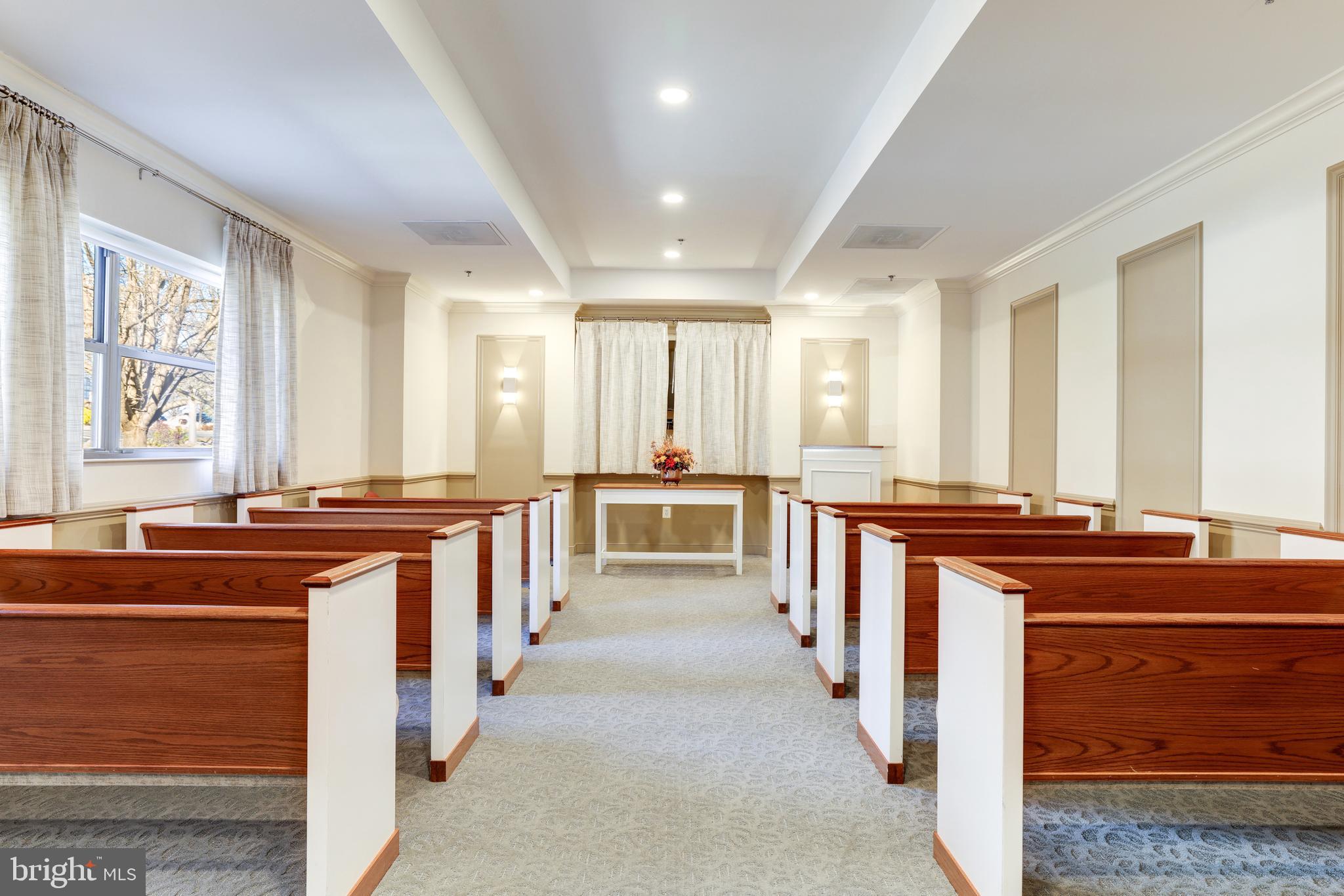 THE VISTAS AT LANSDOWNE - Residential