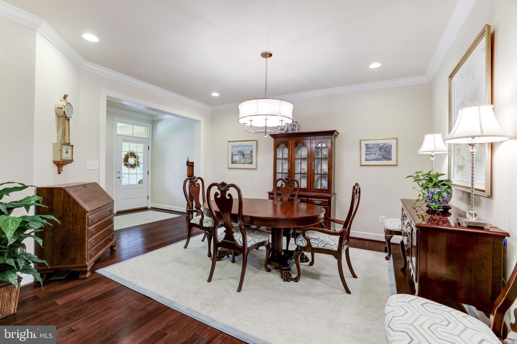 THE VISTAS AT LANSDOWNE - Residential