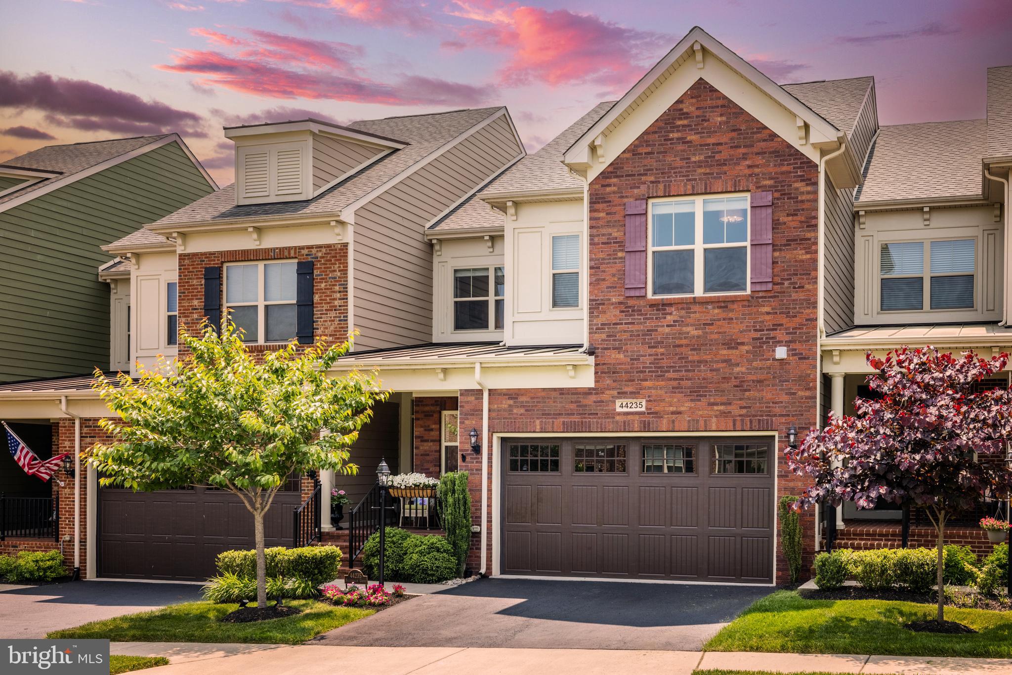 THE VISTAS AT LANSDOWNE - Residential