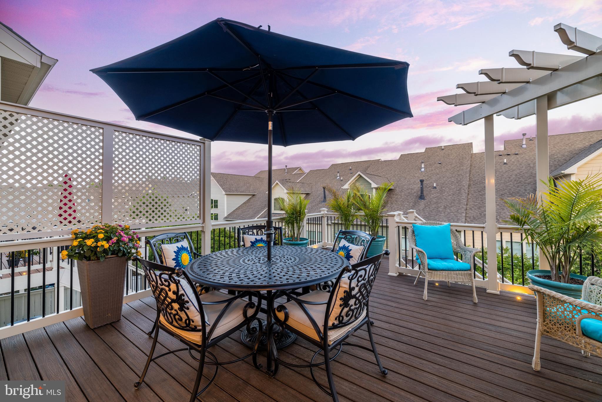 THE VISTAS AT LANSDOWNE - Residential