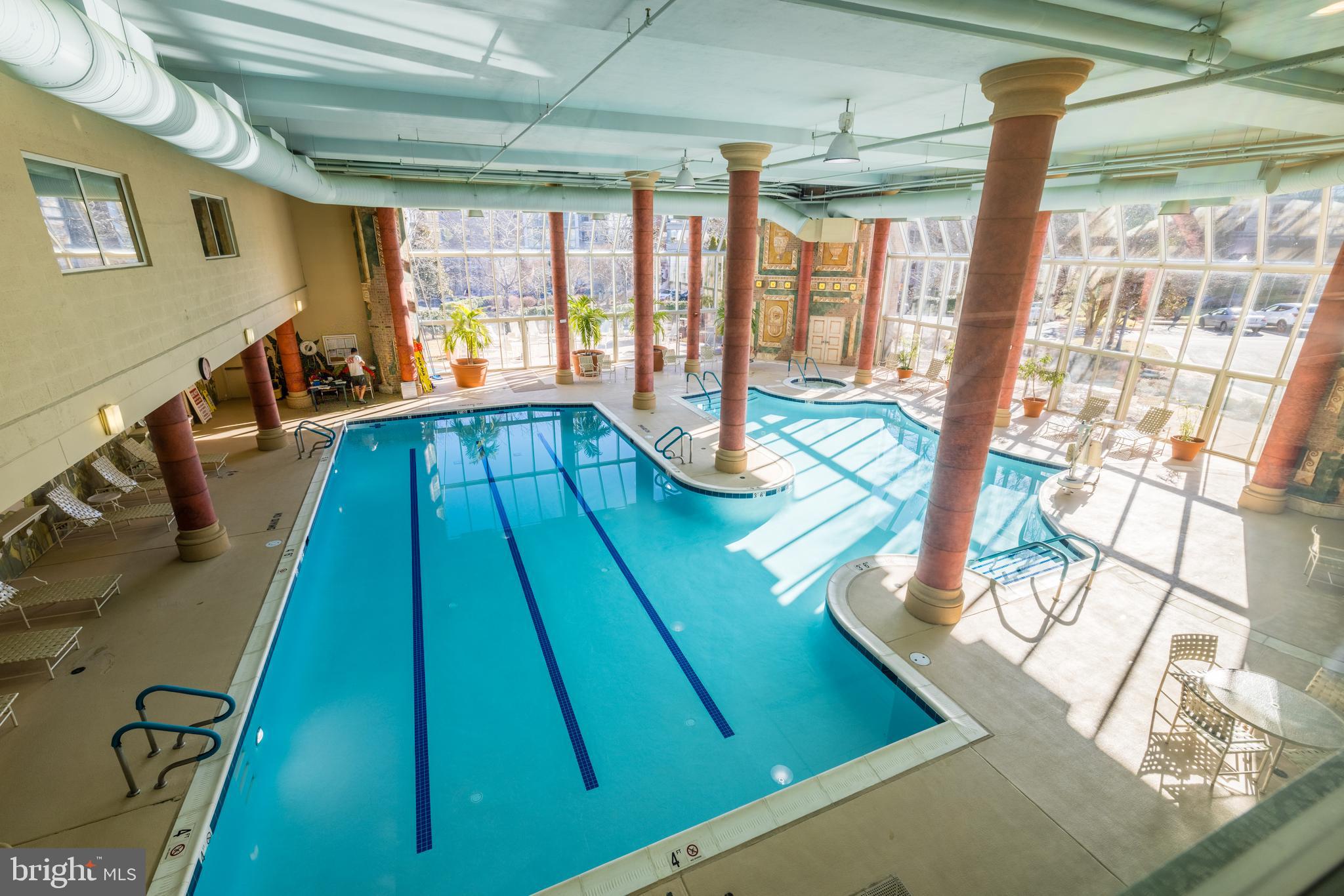 THE VISTAS AT LANSDOWNE - Residential