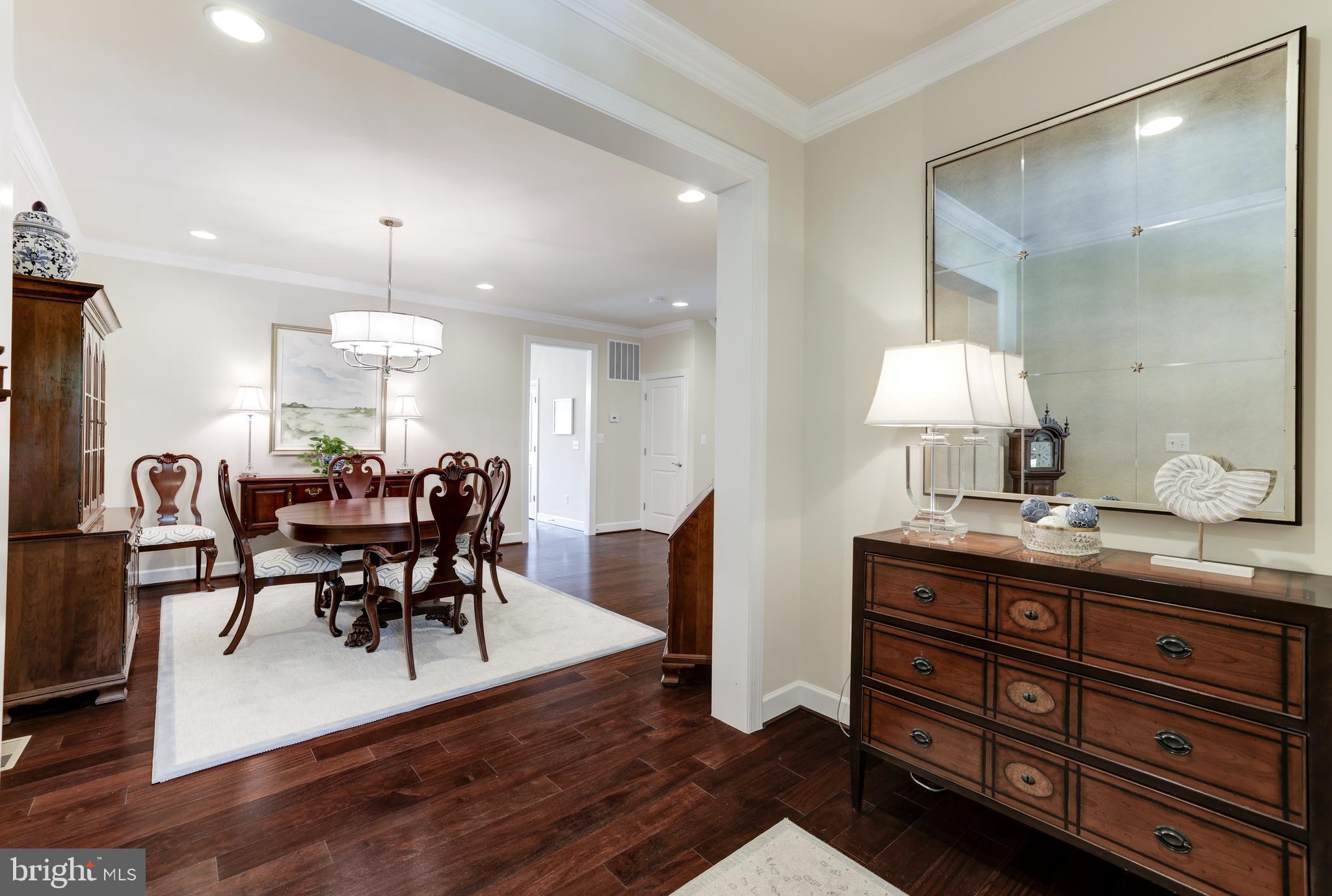 THE VISTAS AT LANSDOWNE - Residential