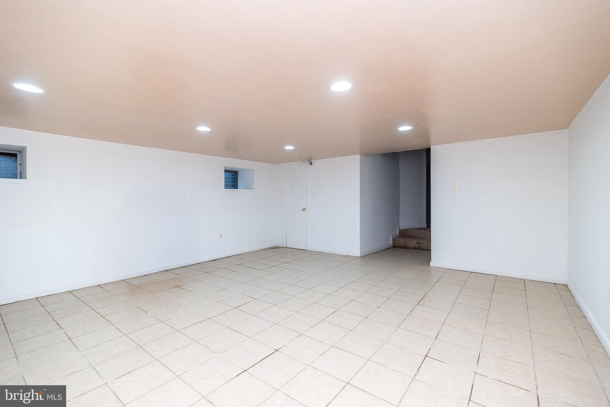 RHAWNHURST - Residential