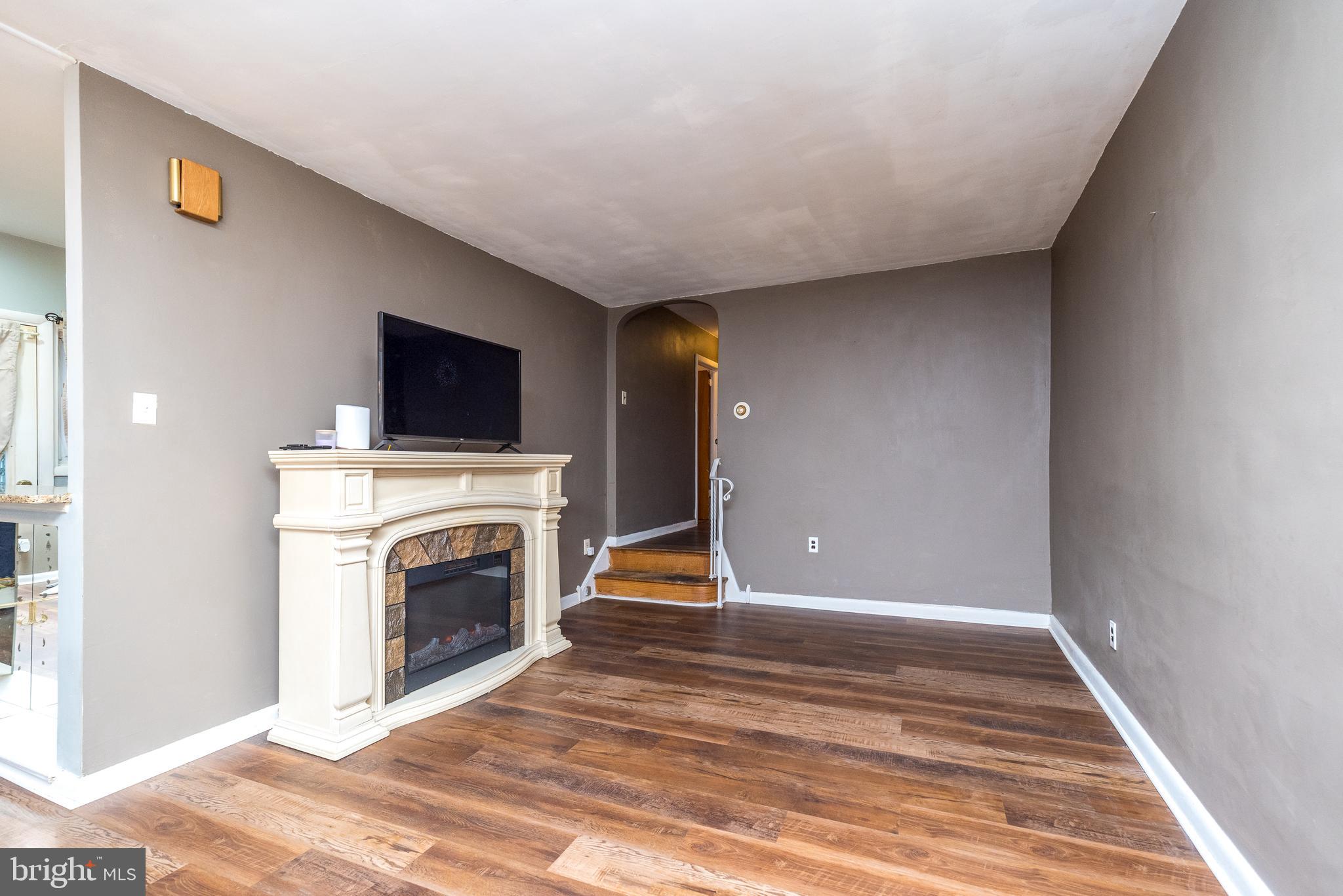 RHAWNHURST - Residential