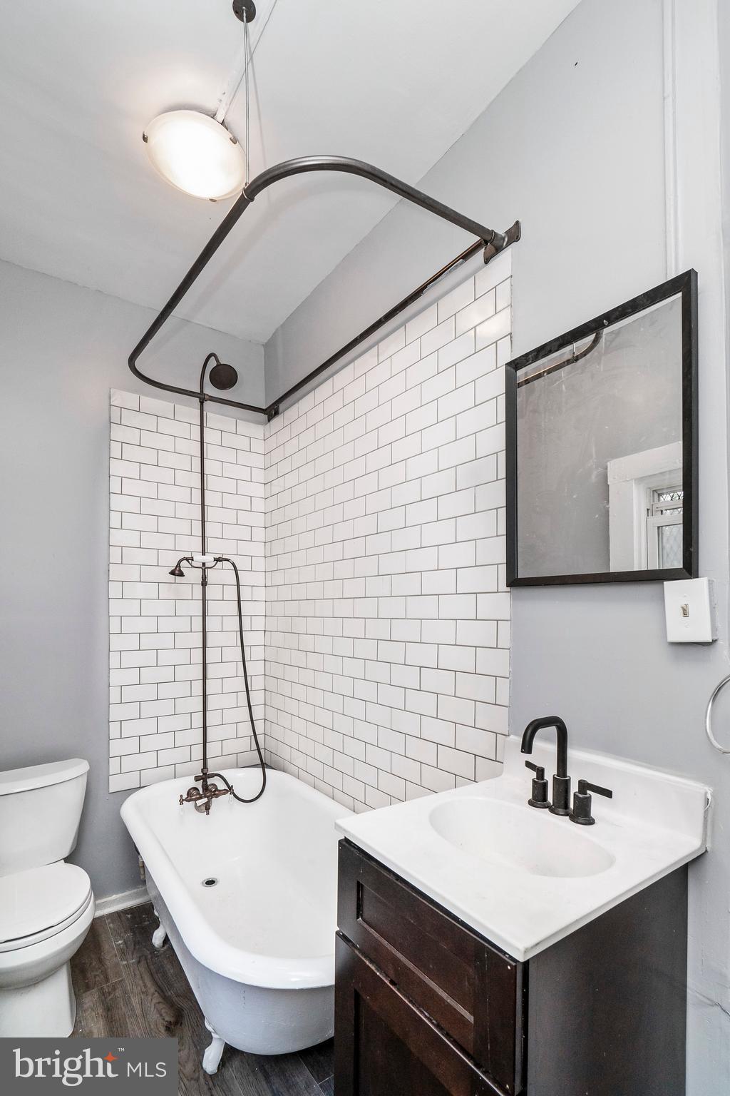 BOLTON HILL HISTORIC DISTRICT - Residential Income