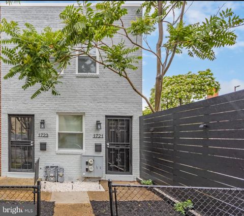 1723 GALES PLACE NE WASHINGTON DC 20002