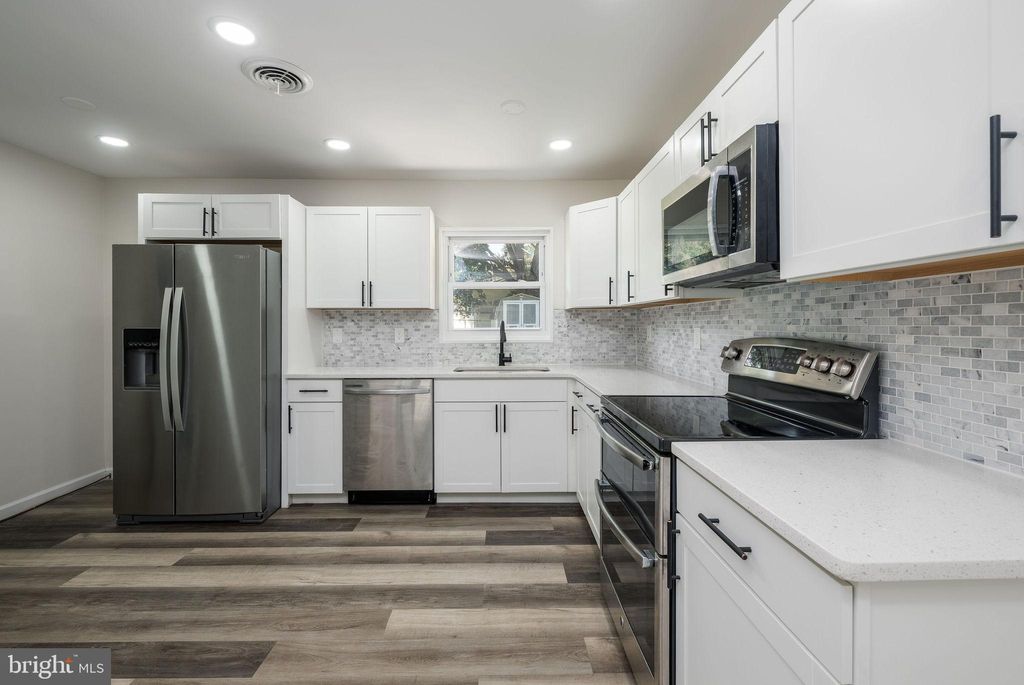 Photo of 1 Congress Place, DOVER, DE 19901 (MLS # DEKT2040560)