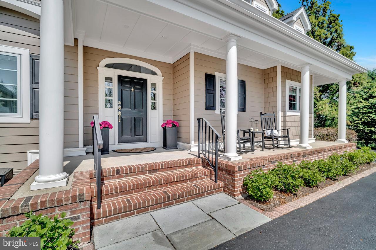 17 BANYAN ROAD