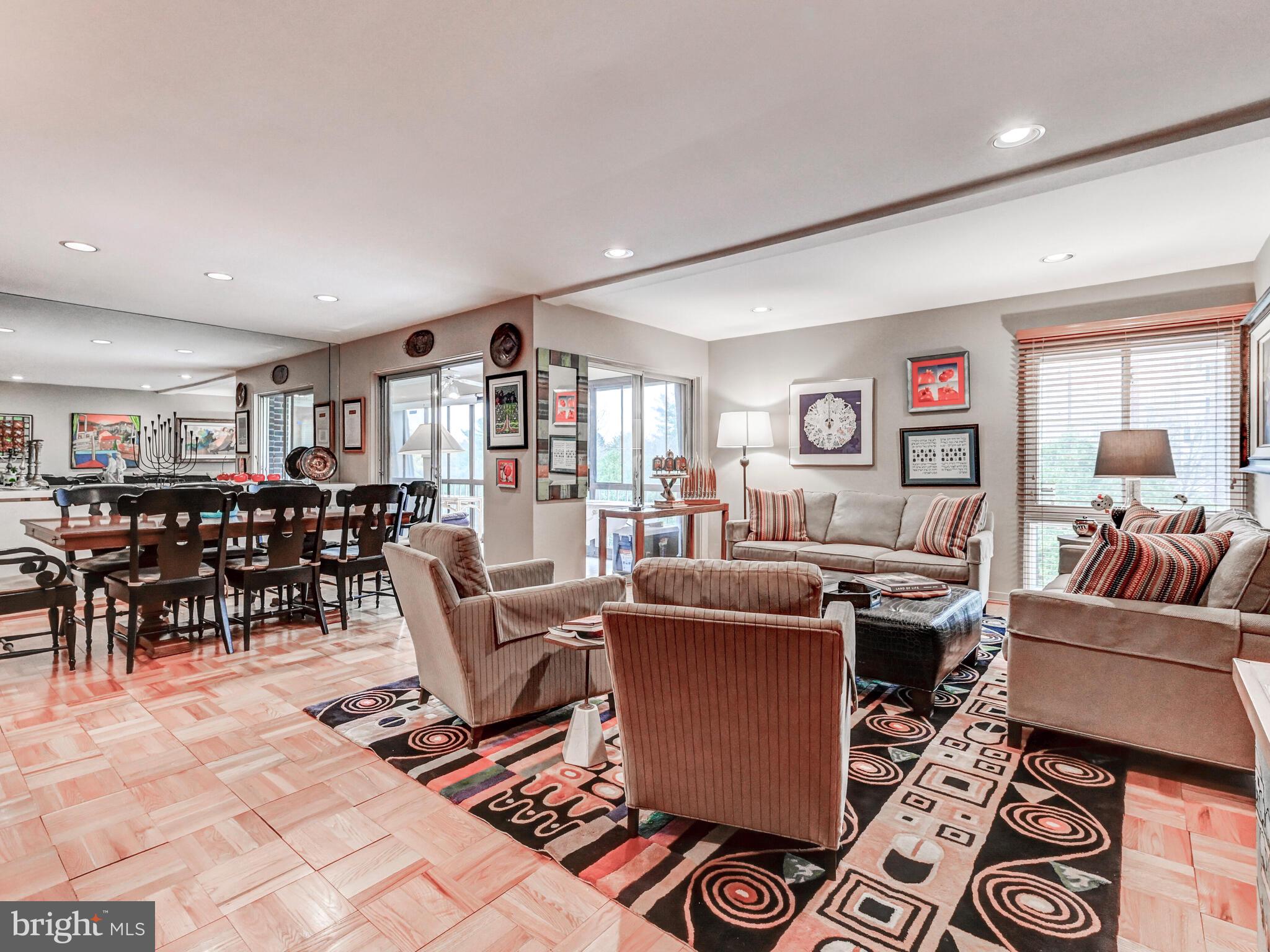 23 STONEHENGE CIRCLE 23-12