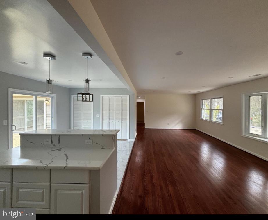 JONES VIEW - Residential