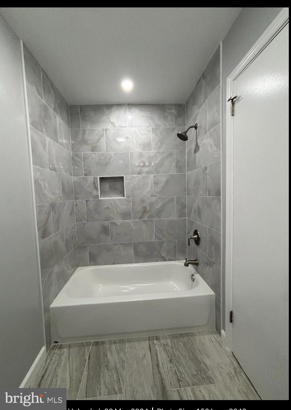 JONES VIEW - Residential