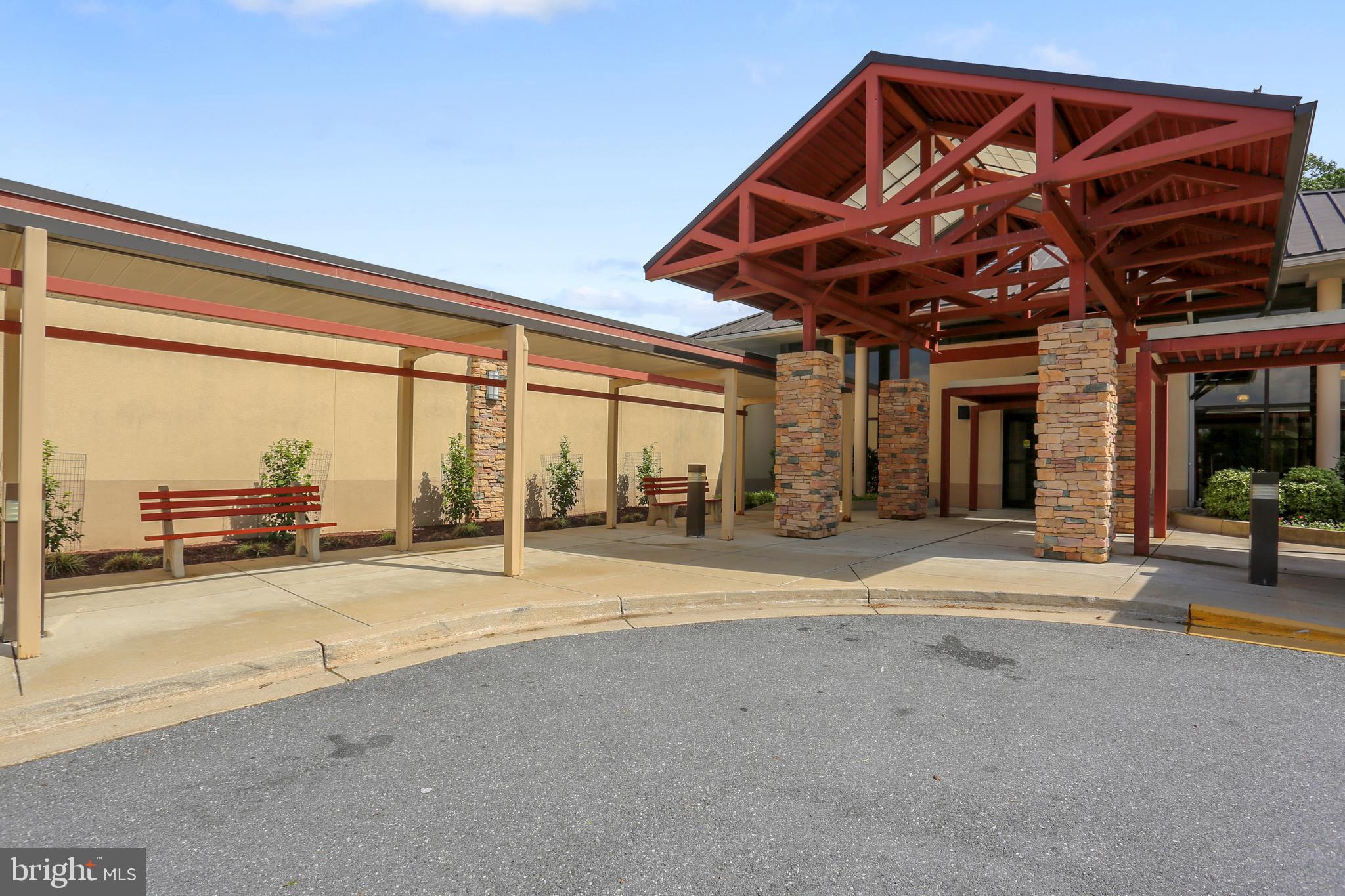 LEISURE WORLD - Residential
