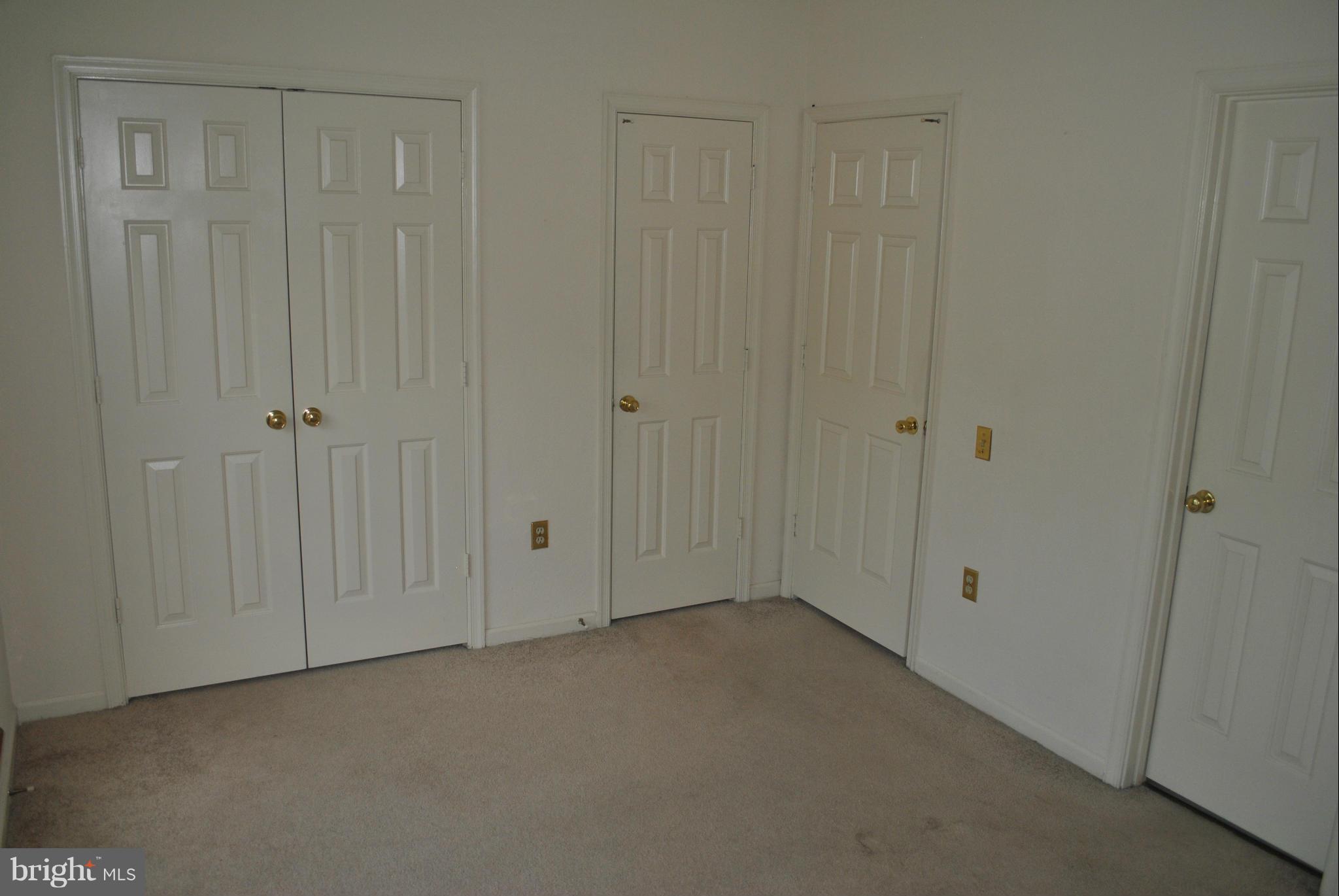 WOODSTONE - Residential Lease