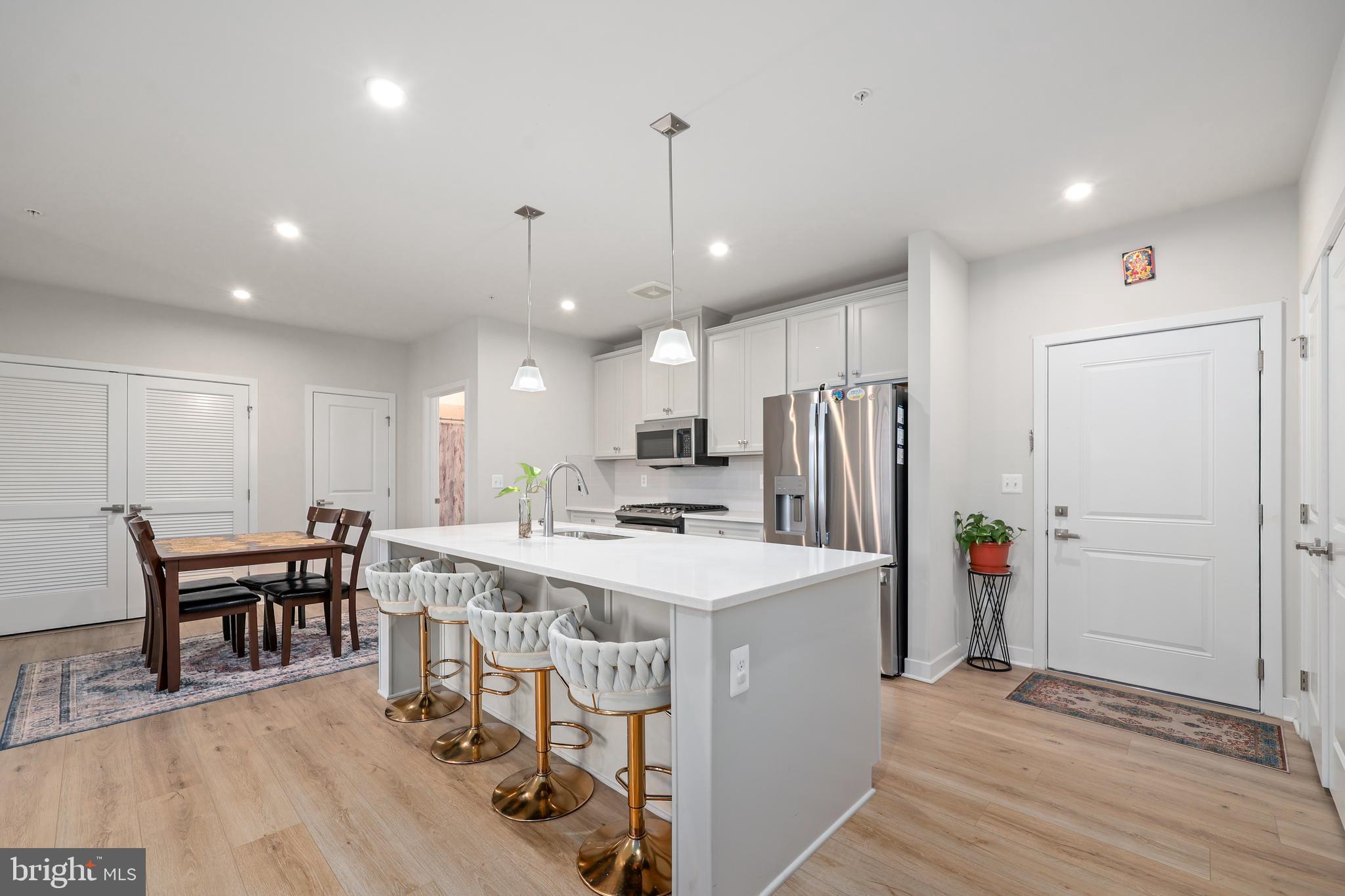 4395 PEACH LILY LANE 311