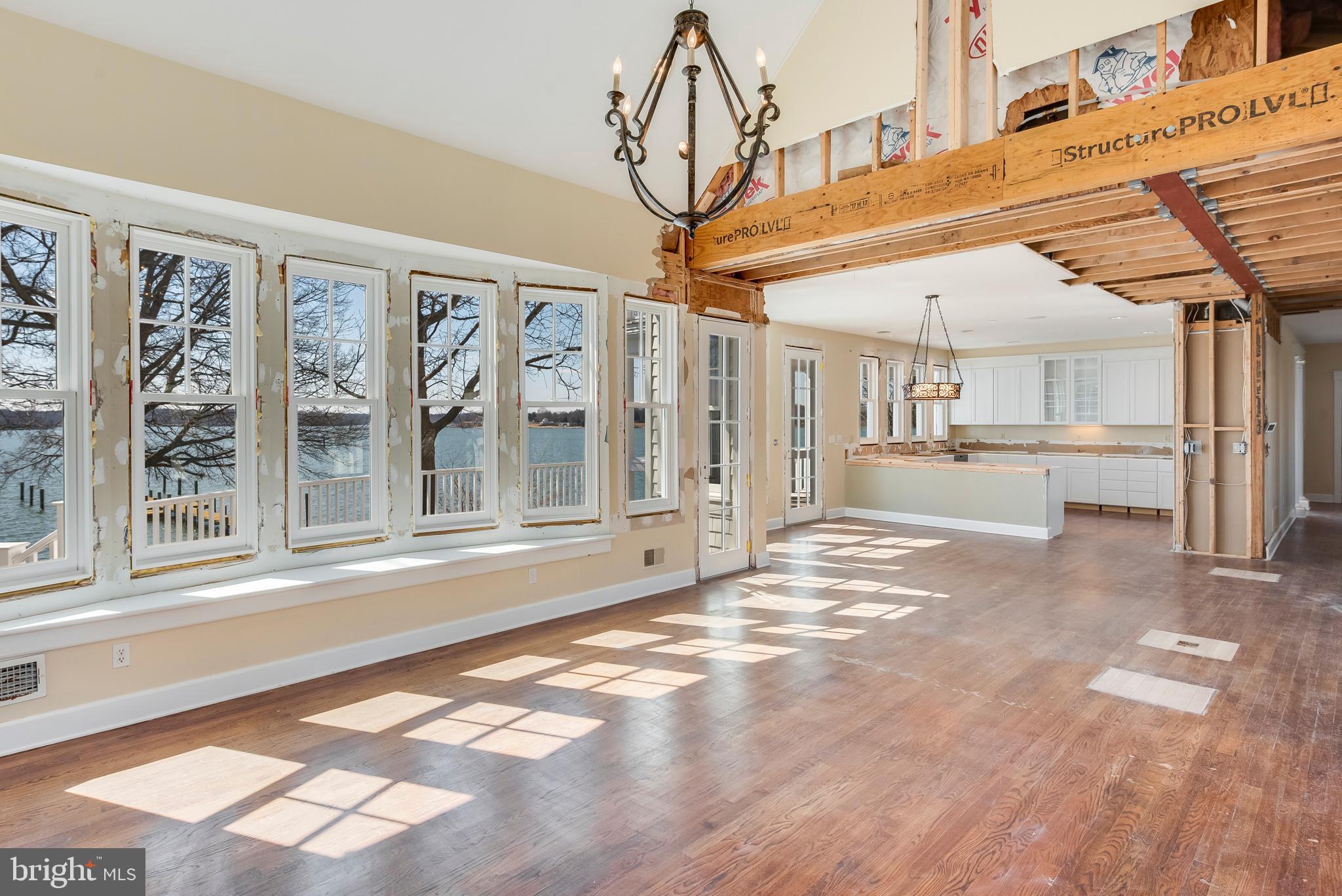 MELVIN POINT - Residential