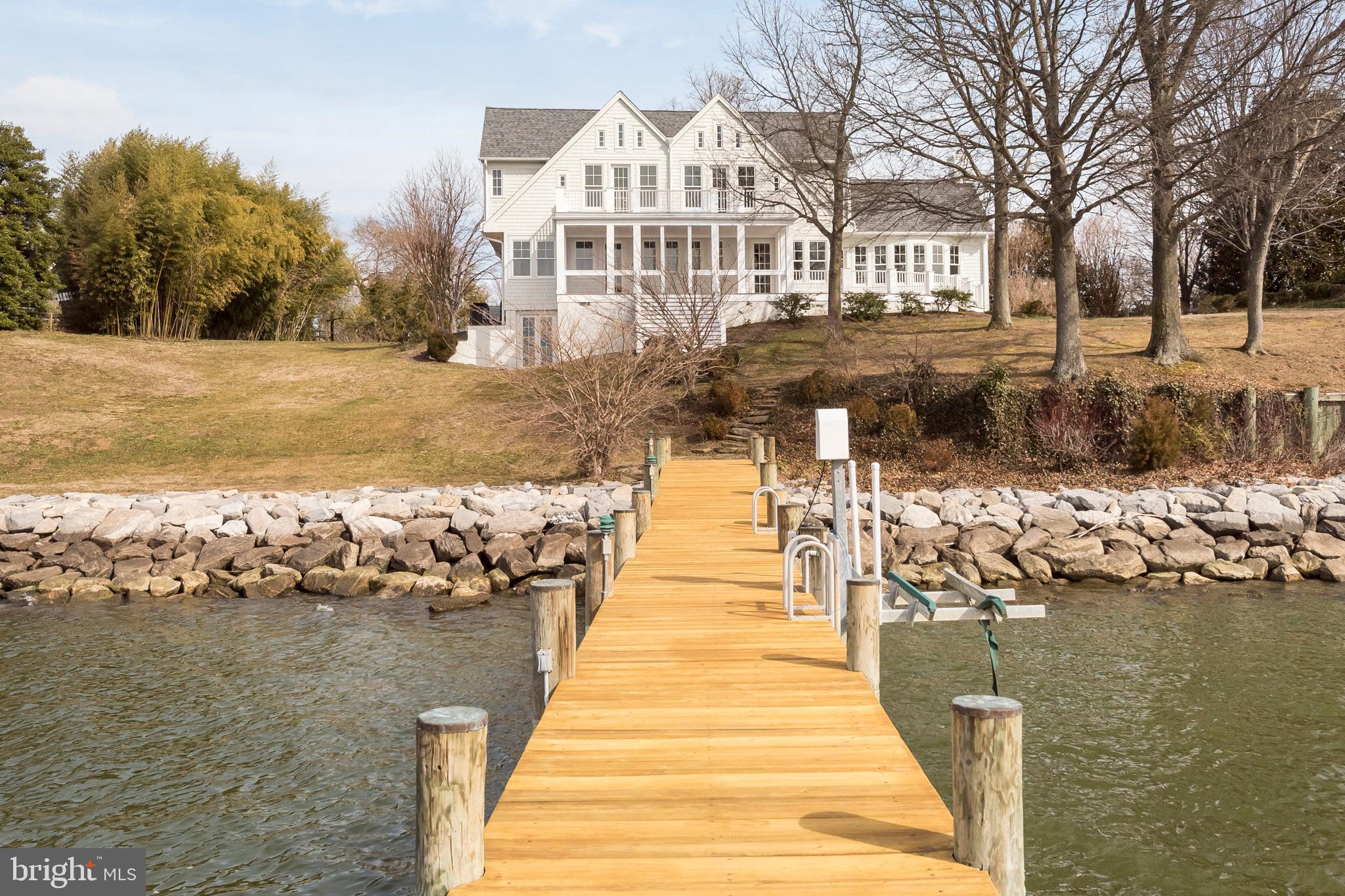 MELVIN POINT - Residential