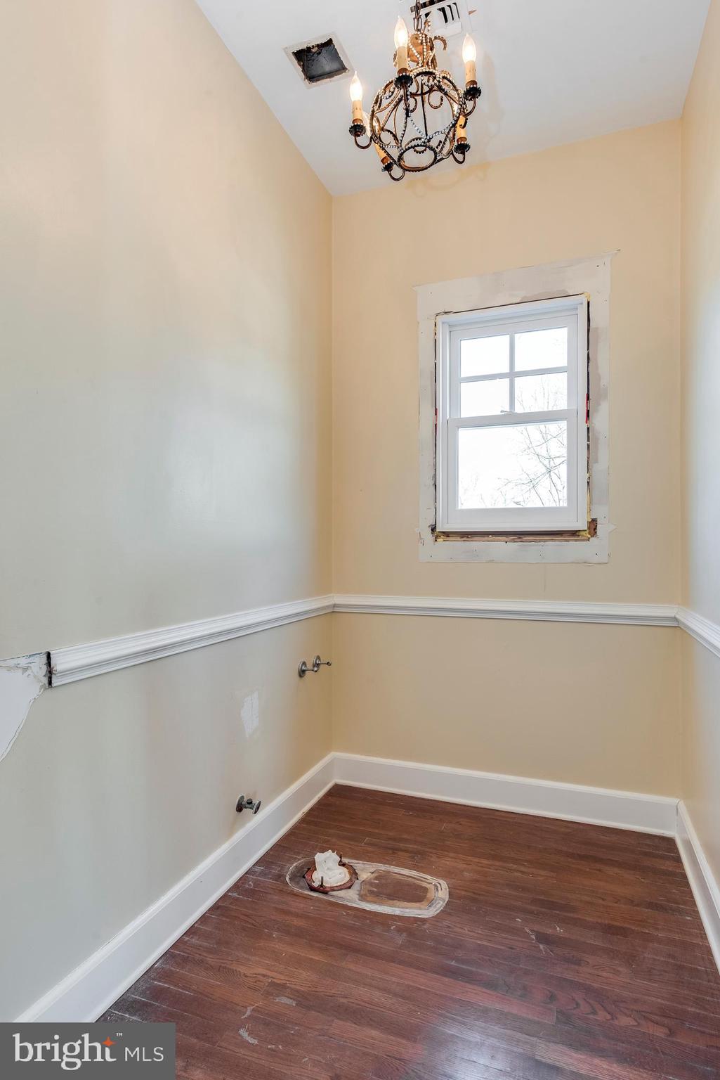 MELVIN POINT - Residential