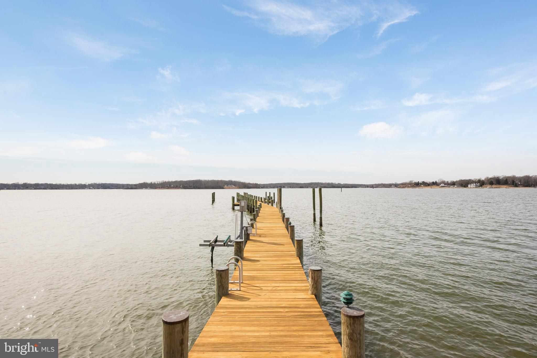 MELVIN POINT - Residential