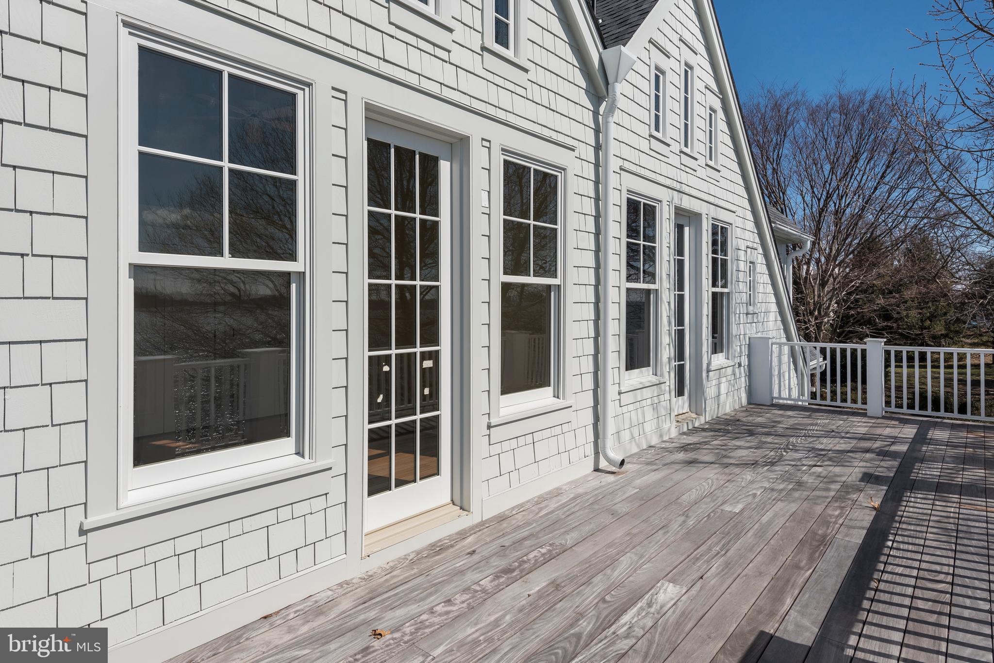 MELVIN POINT - Residential