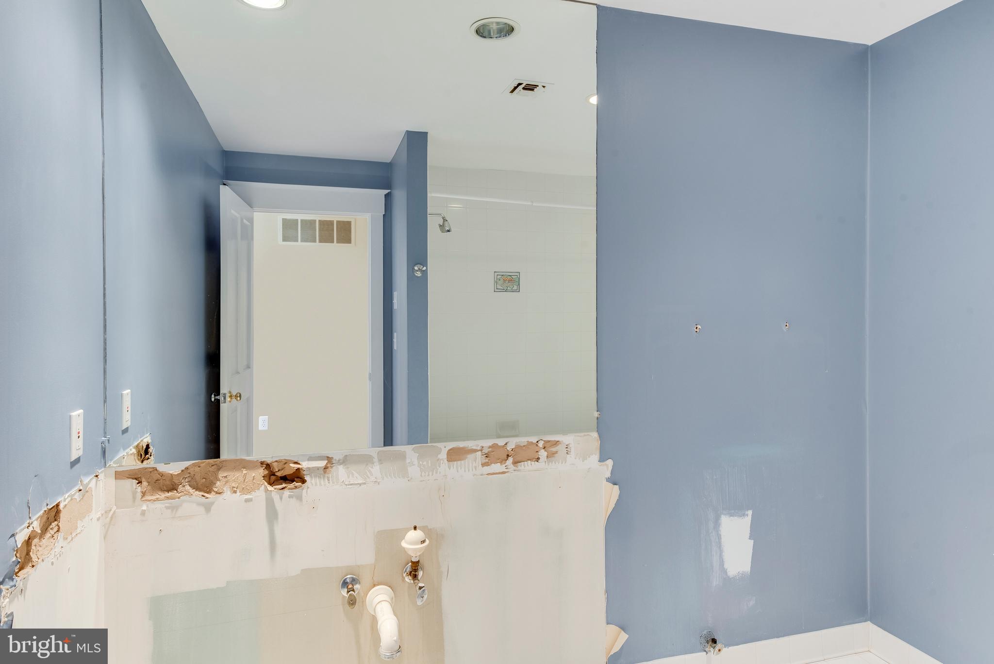 MELVIN POINT - Residential