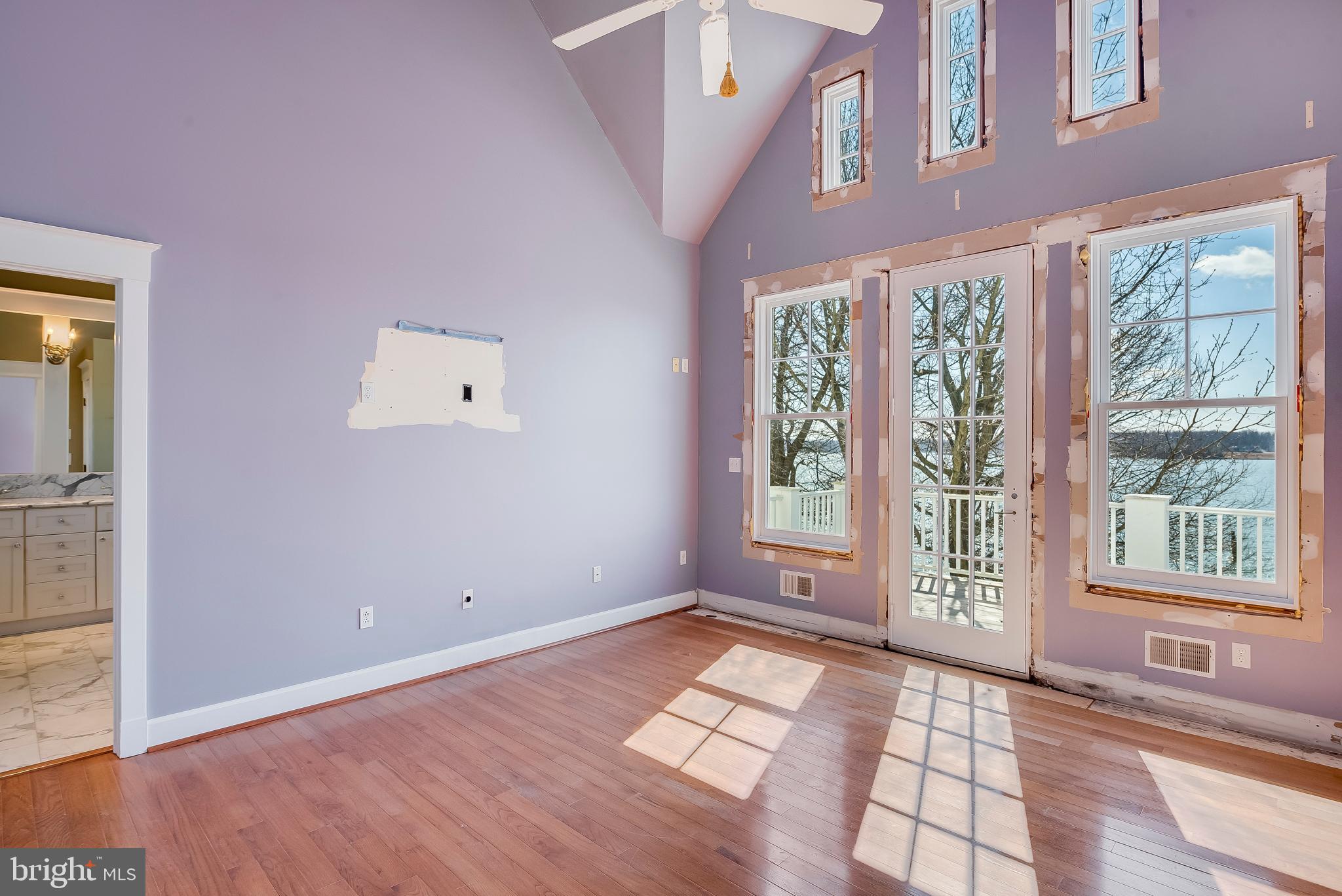 MELVIN POINT - Residential