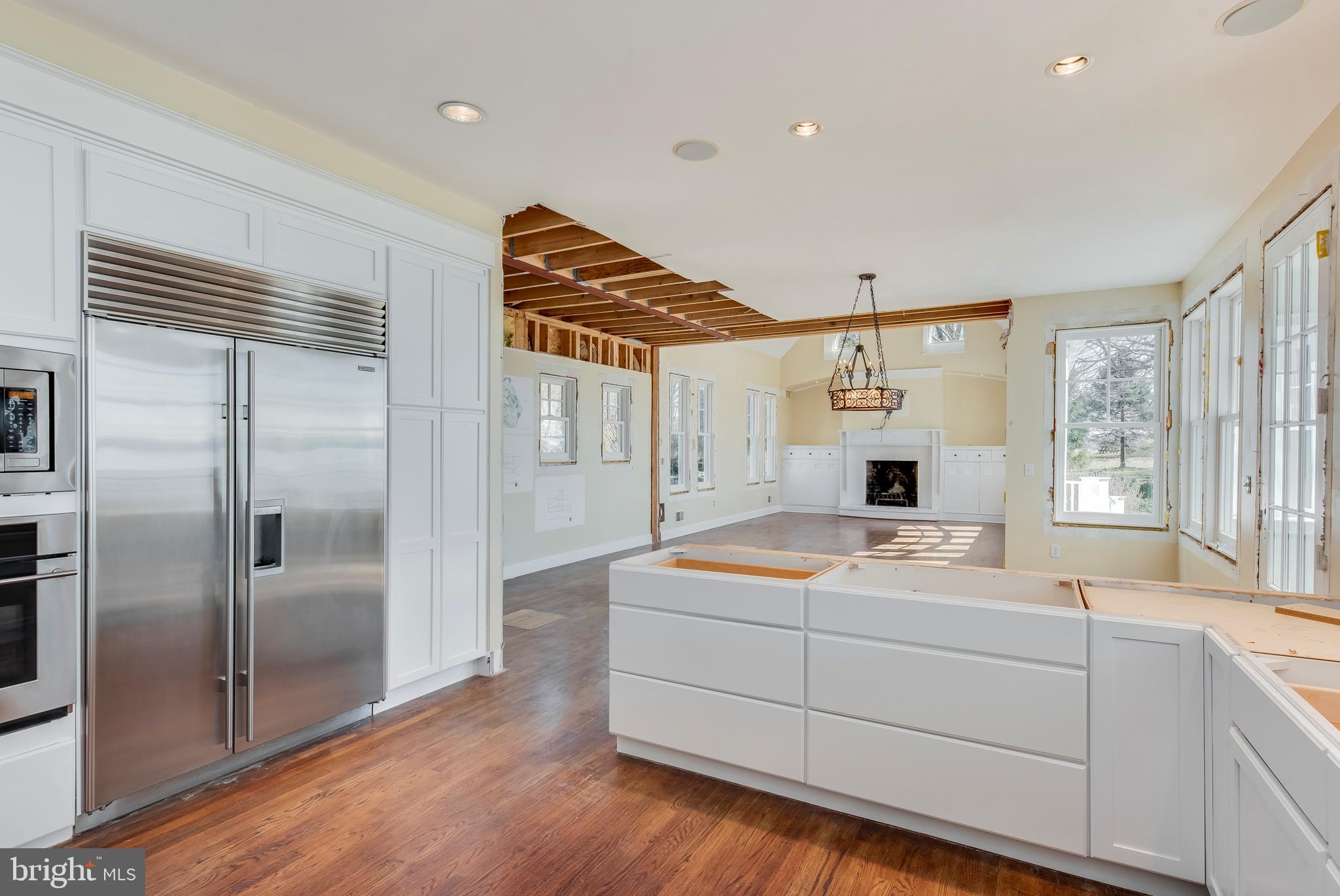 MELVIN POINT - Residential