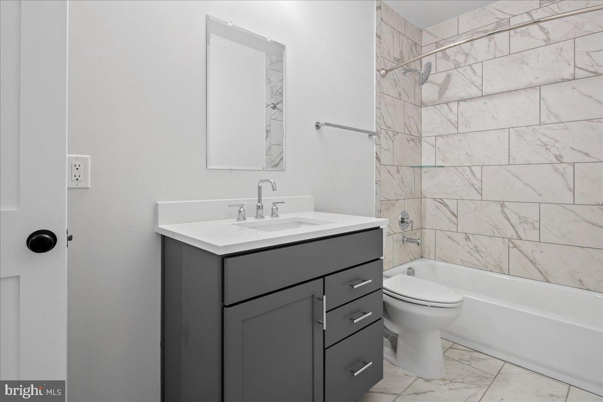 OAKWOOD - Residential