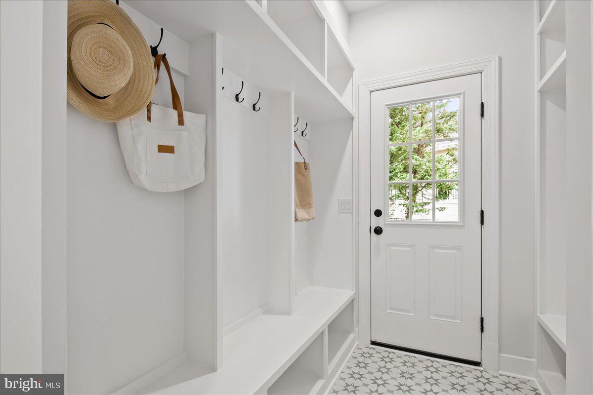 OAKWOOD - Residential