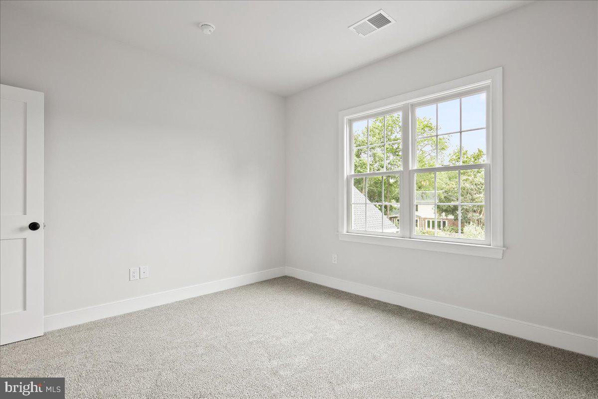 OAKWOOD - Residential