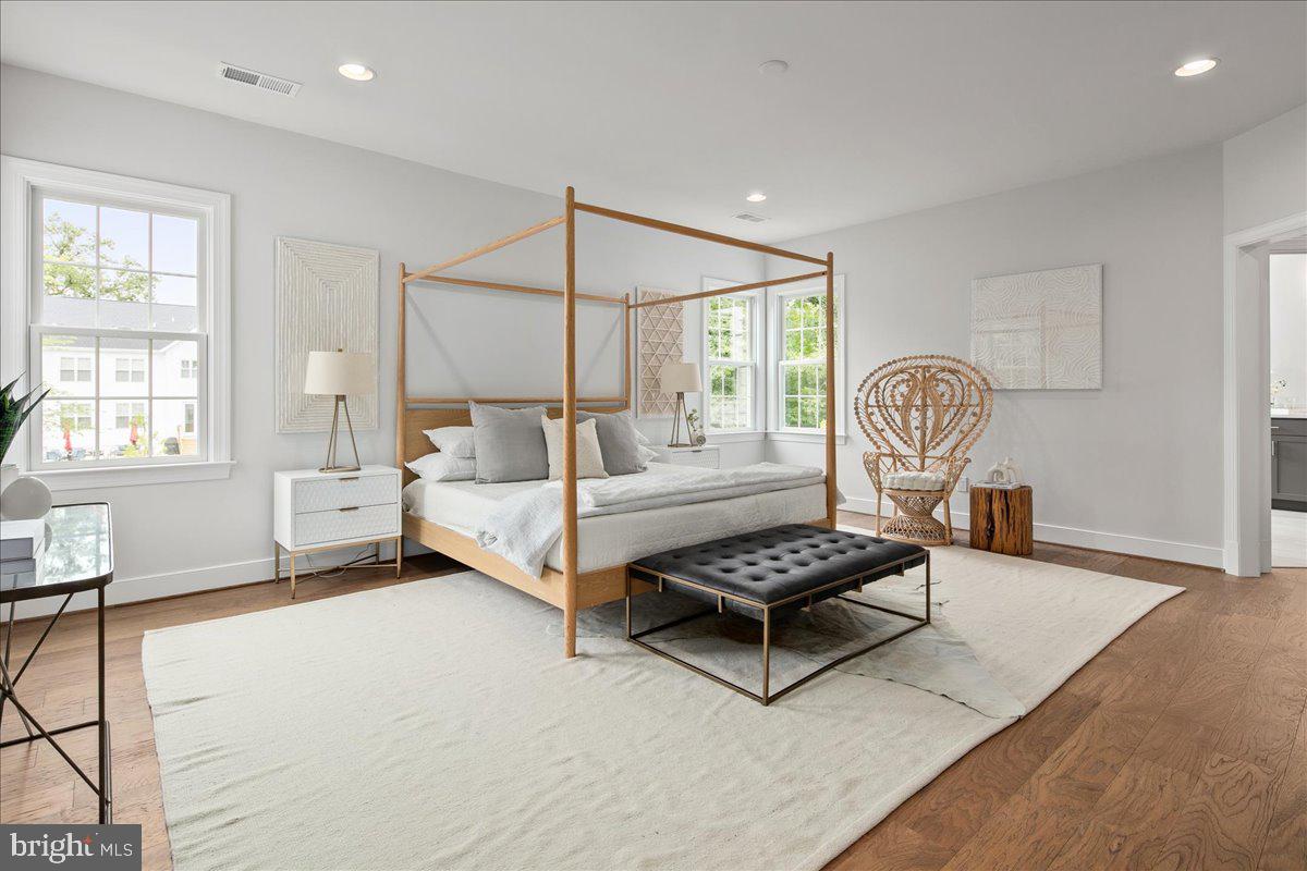 OAKWOOD - Residential