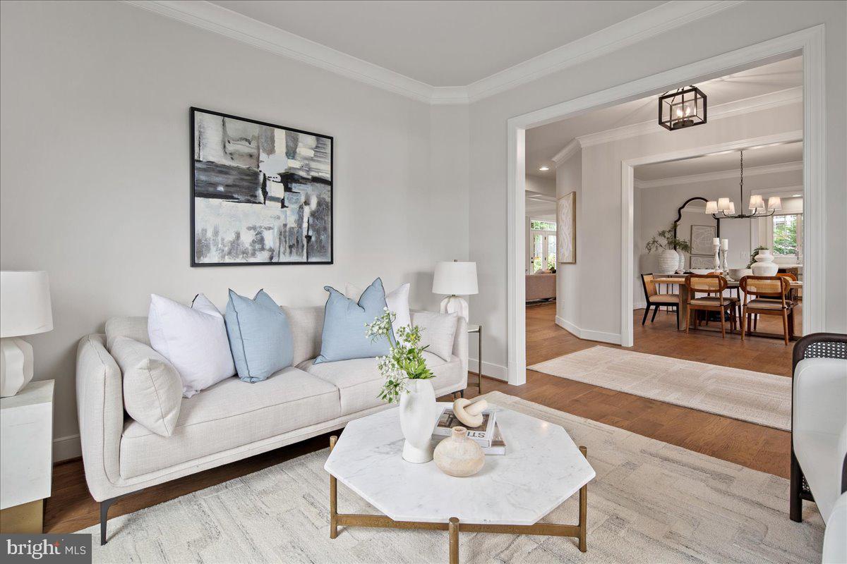 3608 CENTER DR