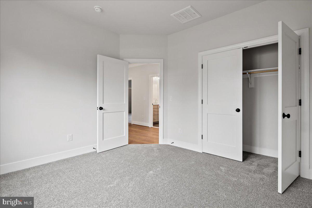 OAKWOOD - Residential