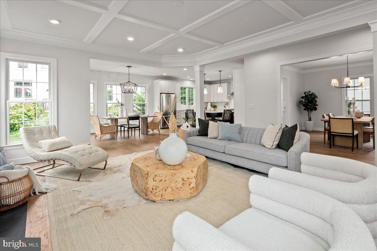 OAKWOOD - Residential