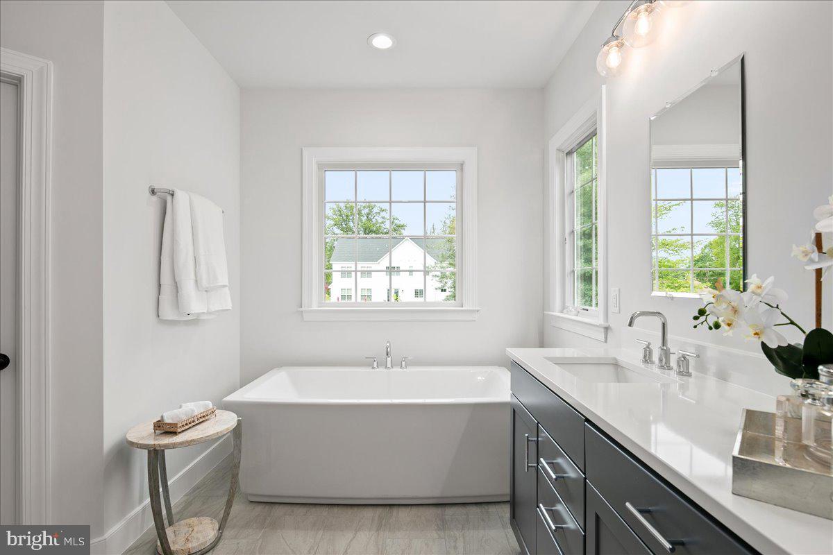 OAKWOOD - Residential