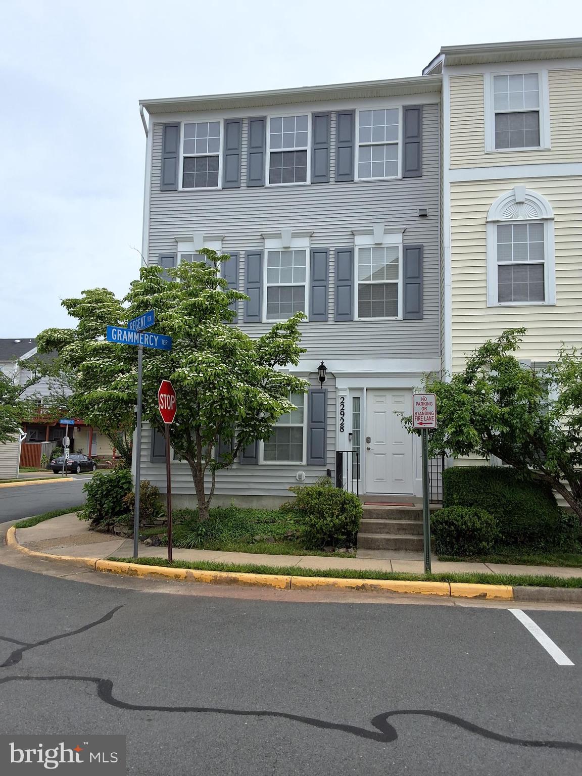 GROVEWOOD - Residential Lease