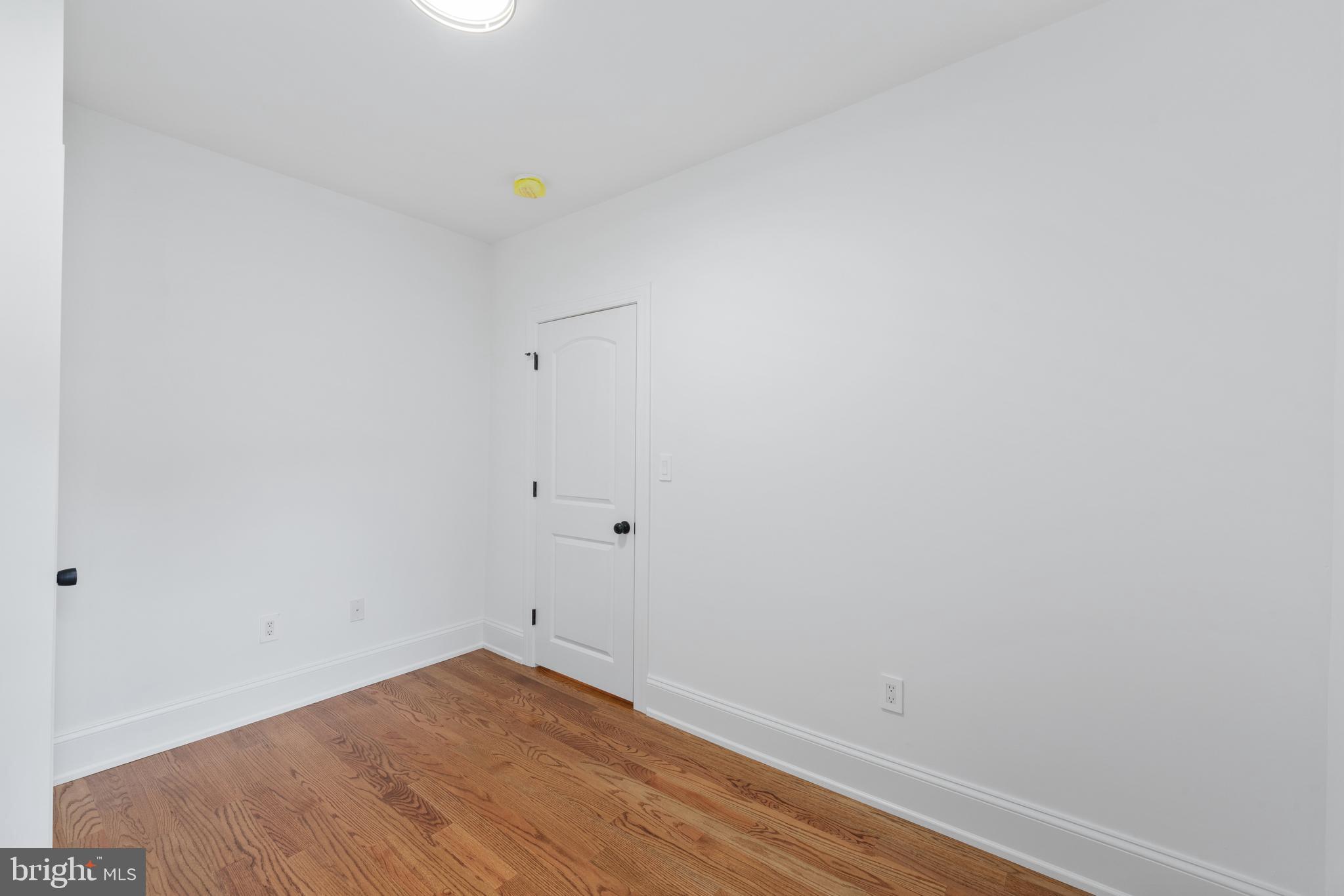 GIRARD ESTATES - Residential