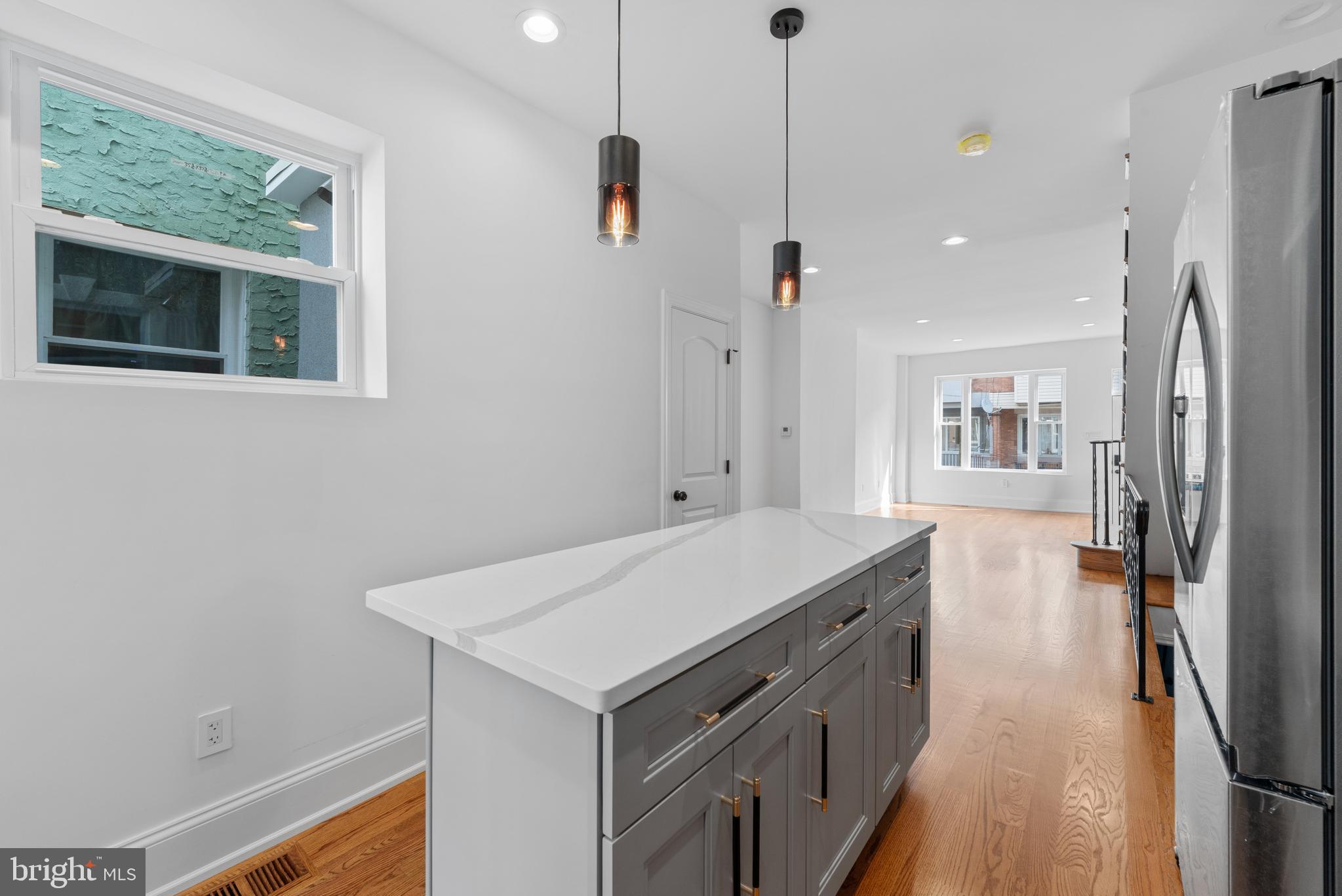 GIRARD ESTATES - Residential