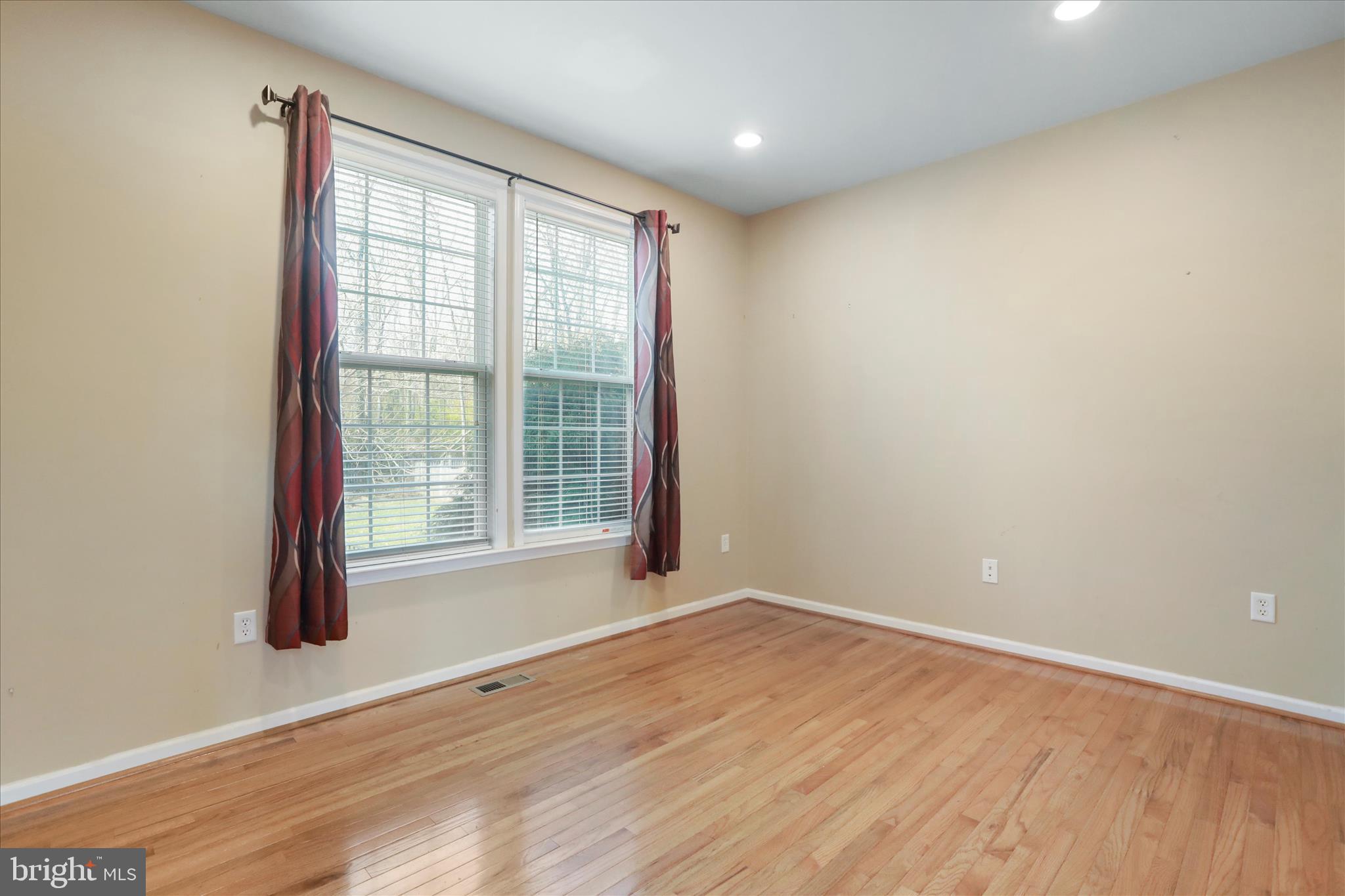 MCCAULEY CROSSING - Residential